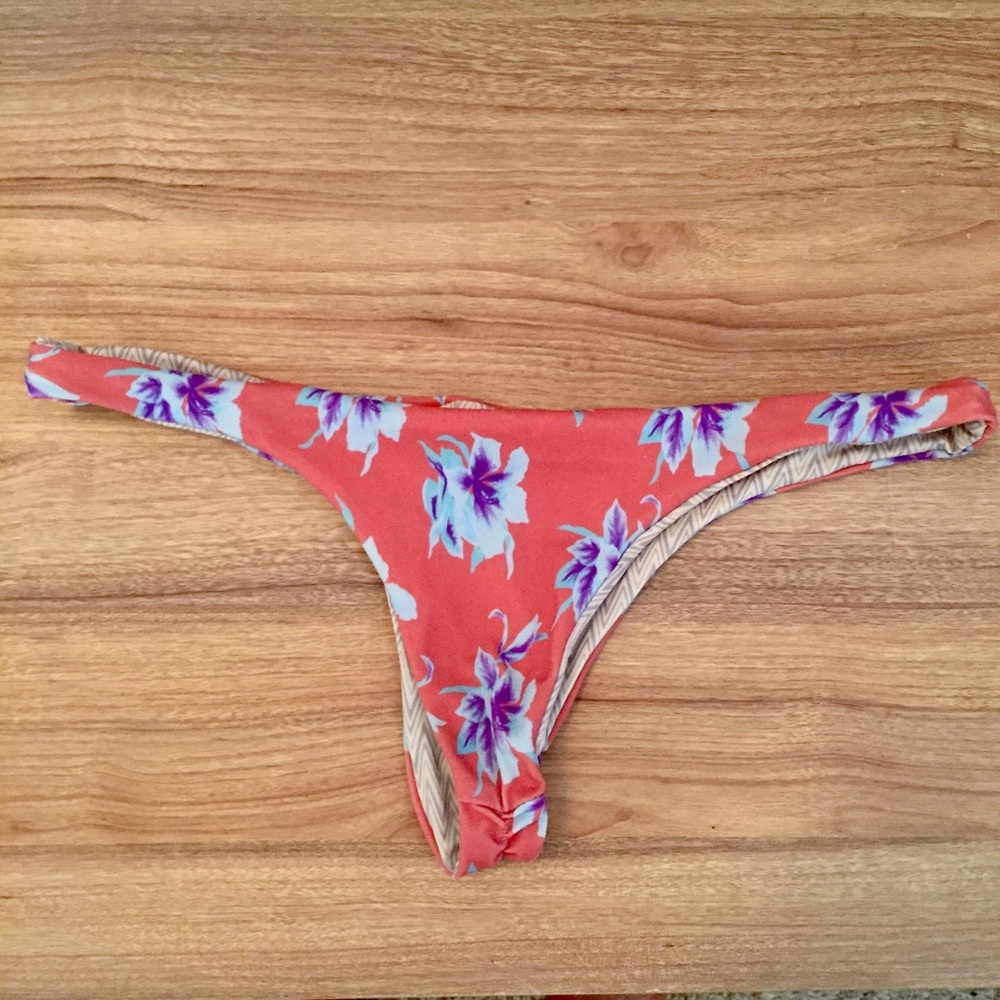 Acaicia- Vintage Aloha Bottom